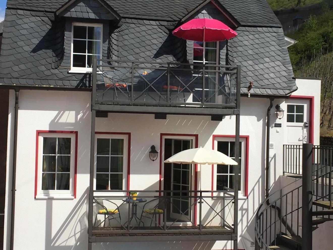 Mosel Ferienhaus Reblaus Zell an der Mosel Exterior photo