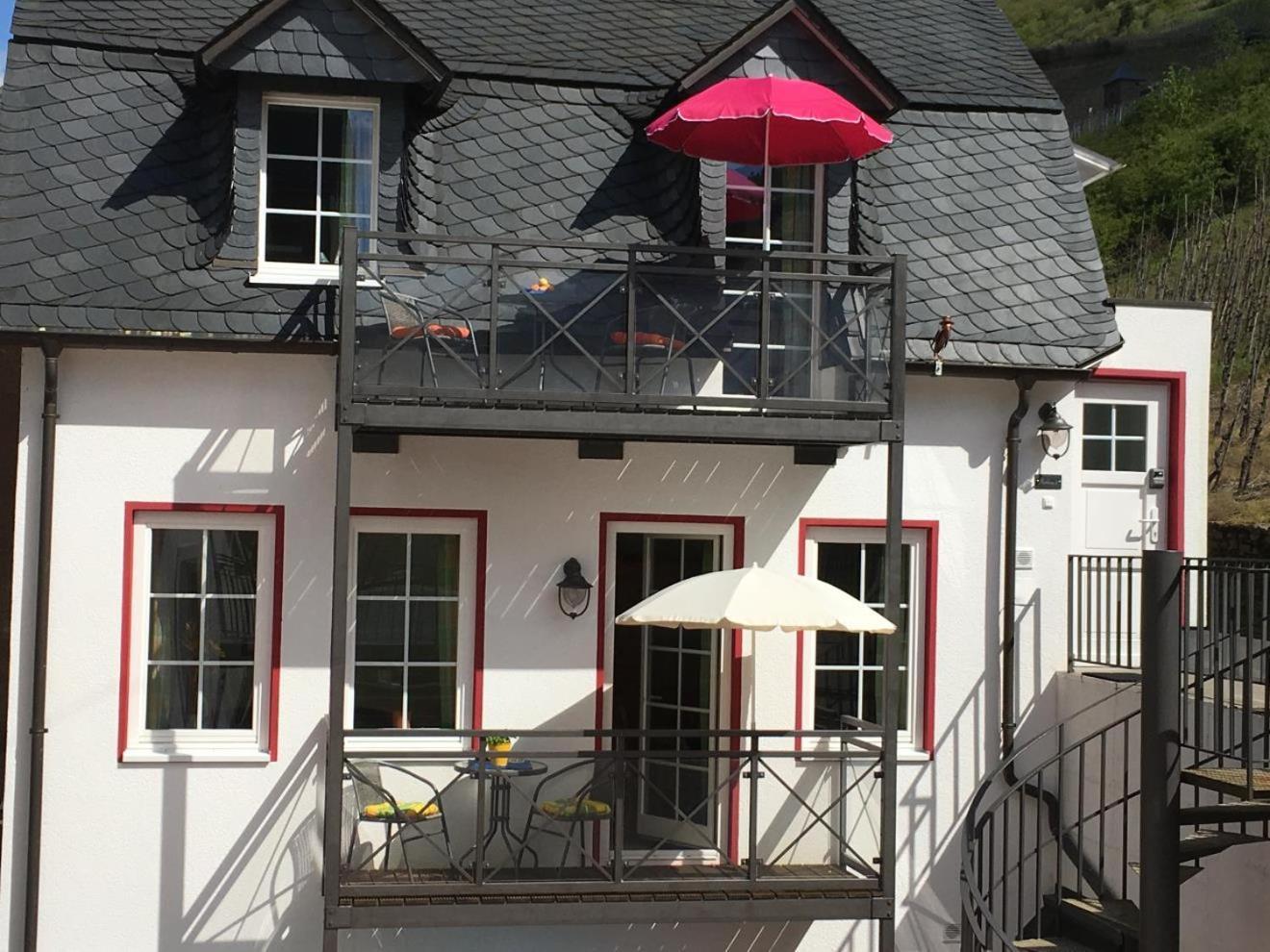 Mosel Ferienhaus Reblaus Zell an der Mosel Exterior photo
