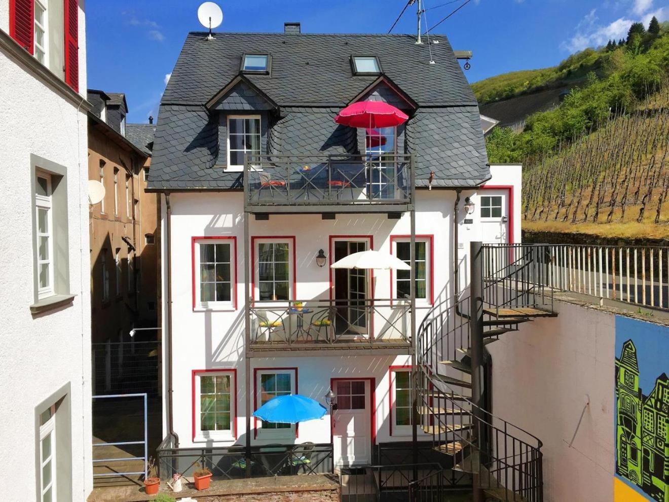 Mosel Ferienhaus Reblaus Zell an der Mosel Exterior photo
